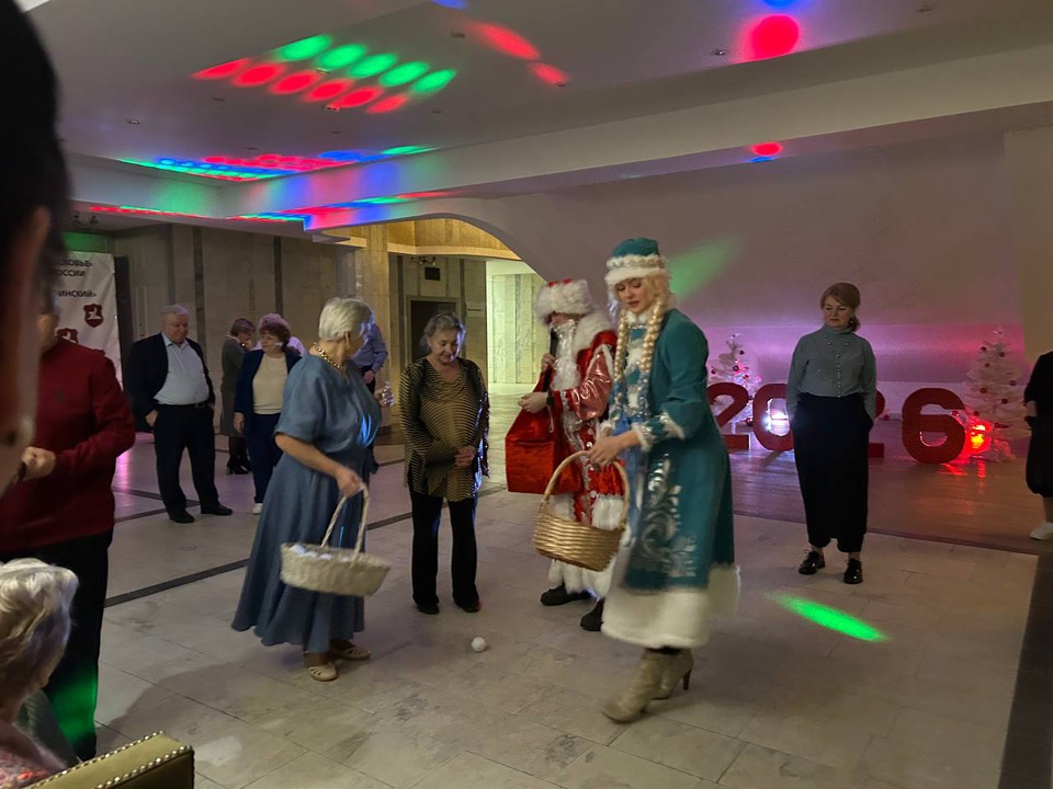 Новогодние каникулы 2026