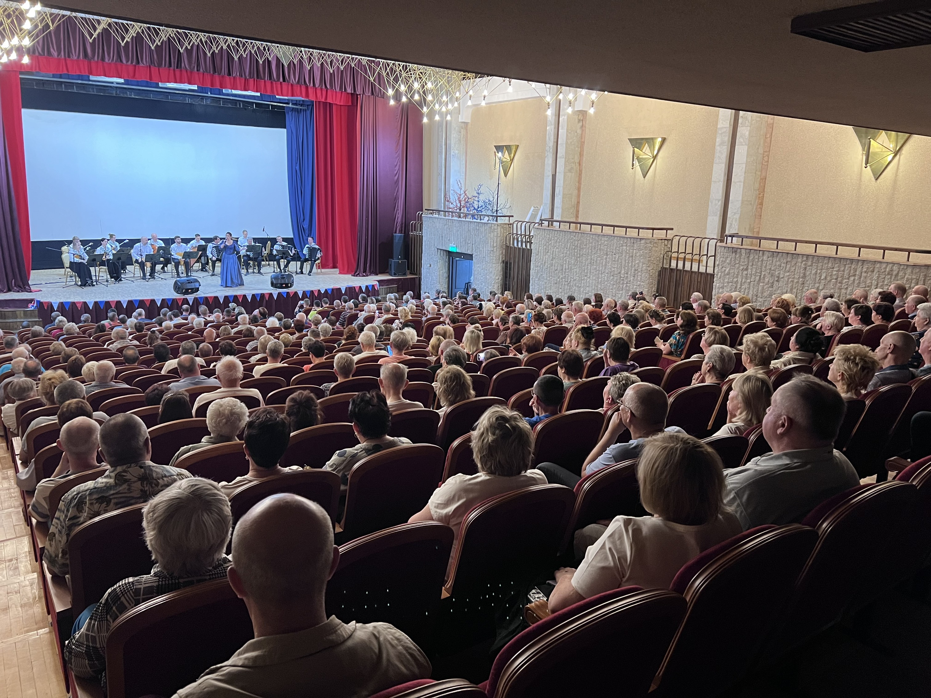 Государственный академический хореографический ансамбль «Берёзка» им. Н.С. Надеждиной Управления делами Президента Российской Федерации