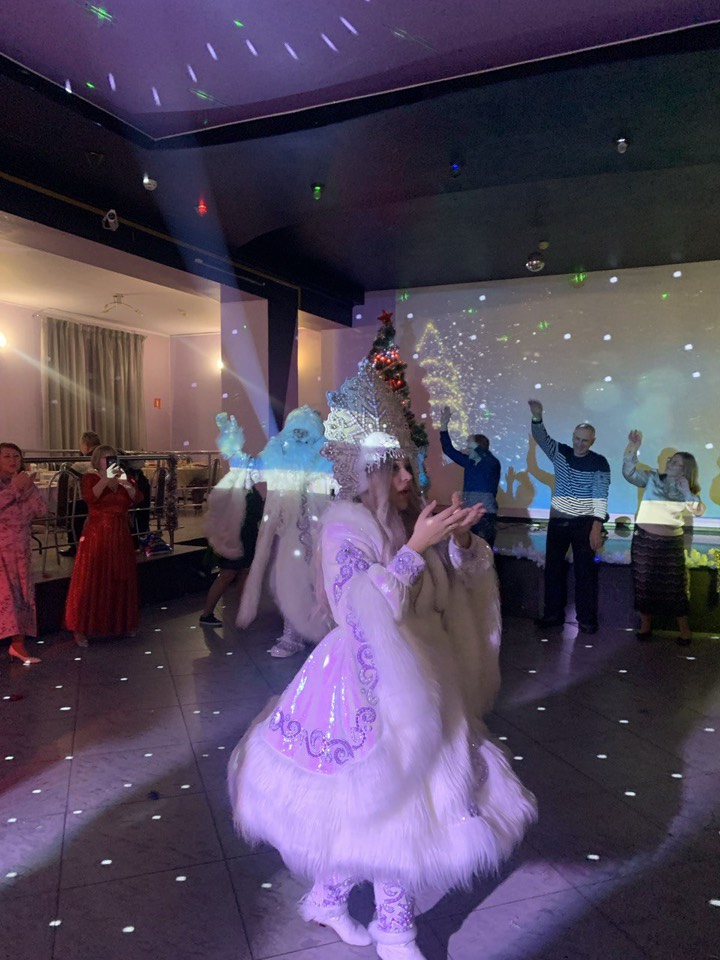 Новогодние каникулы 2026