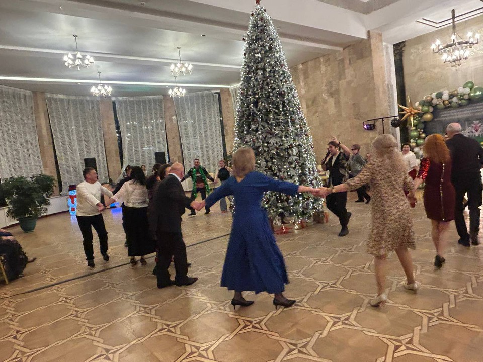 Новогодние каникулы 2026