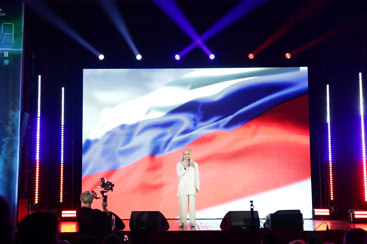 В филиале клинический санаторий «Звенигородский» ФГБУ «СКК «Подмосковье» МО РФ состоялся проект «Песни и кино - нашим героям»