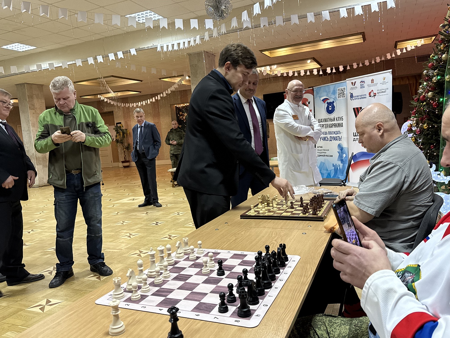 В филиале клинический санаторий «Звенигородский» открылся 15-й шахматный клуб гроссмейстера Сергея Карякина.