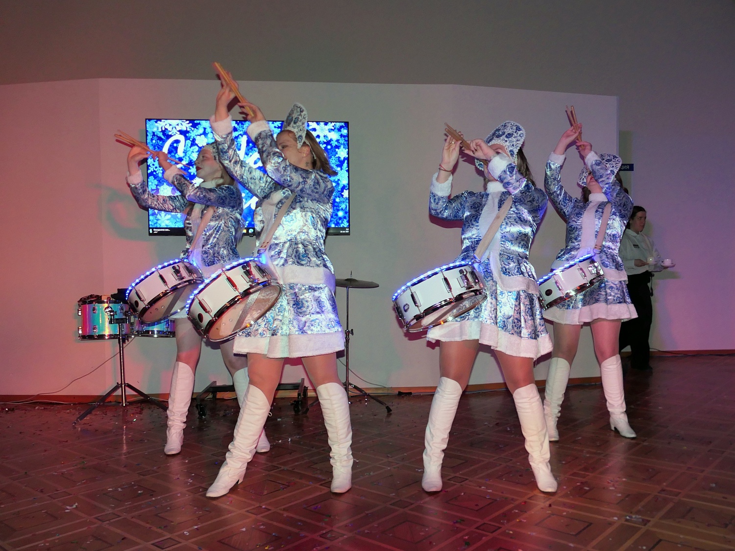 Новогодние каникулы 2026