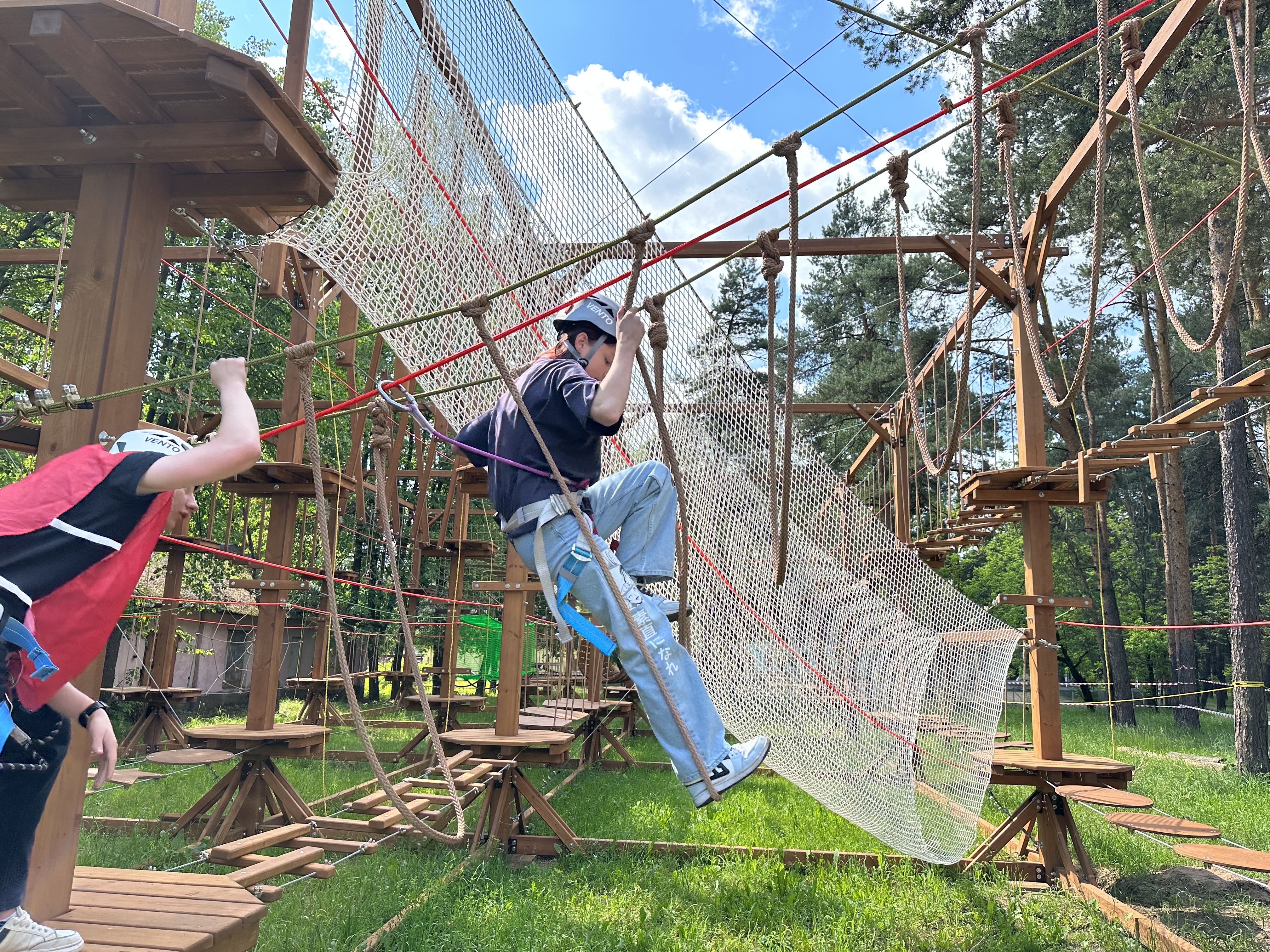 В филиале «База отдыха «Боровое» начал работу современный «Веревочный парк»